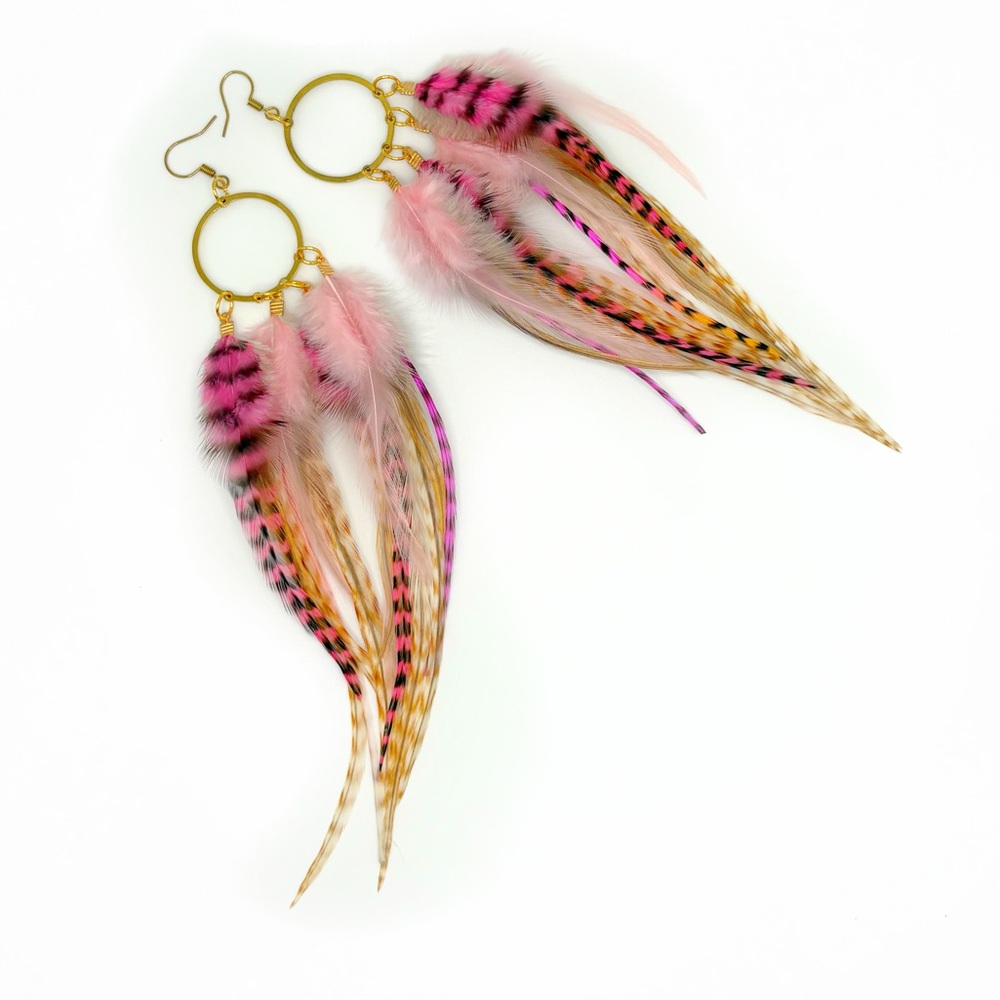 Bohemian Feather Earrings - Pink and Gold with circle pendants